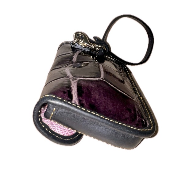 Dooney & Bourke Nile Collection Leather Wristlet Black & Croc Purple Leather - Picture 5 of 13